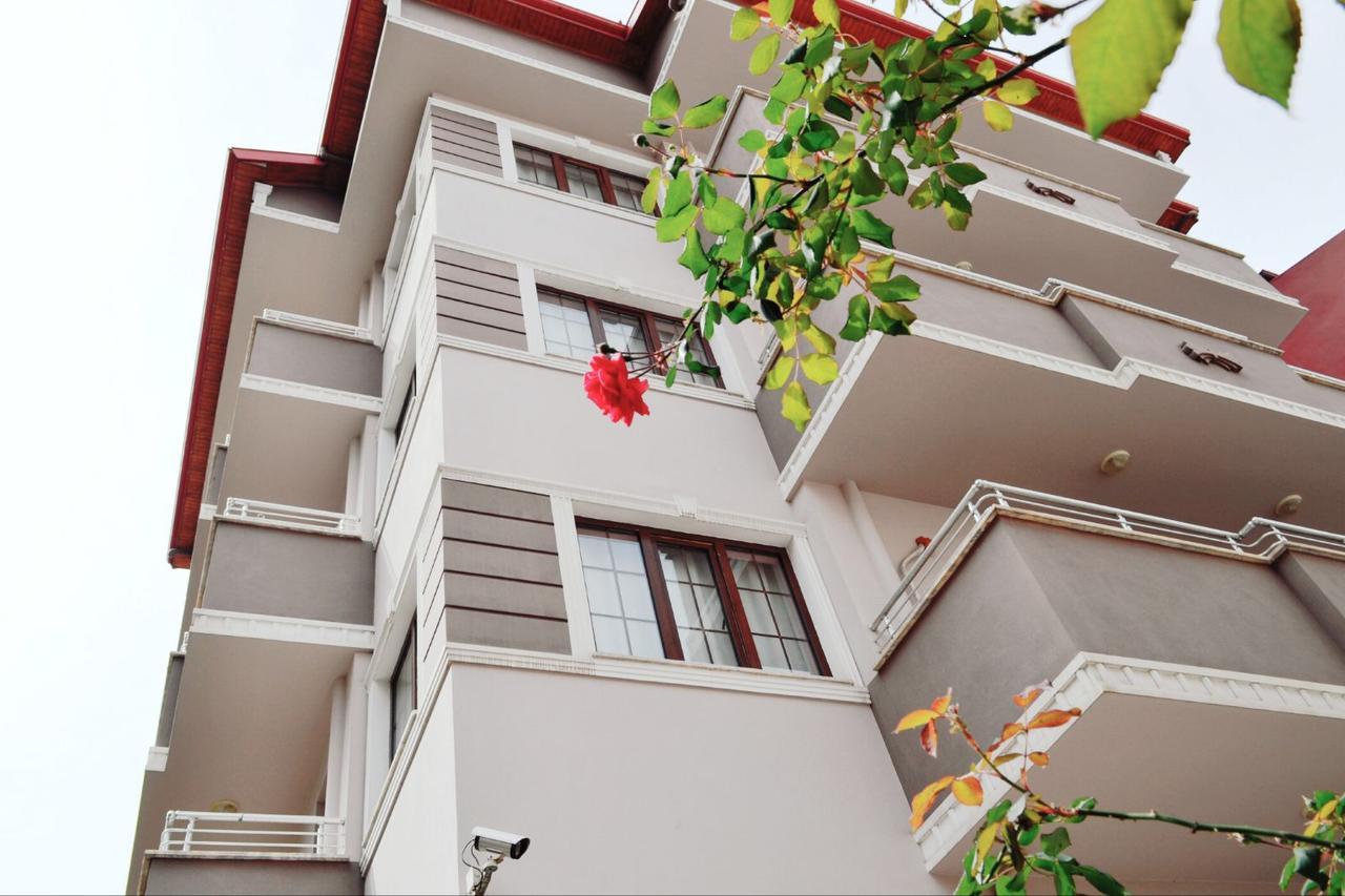 The Twins Apartmens Aparthotel ทรับซอน ภายนอก รูปภาพ