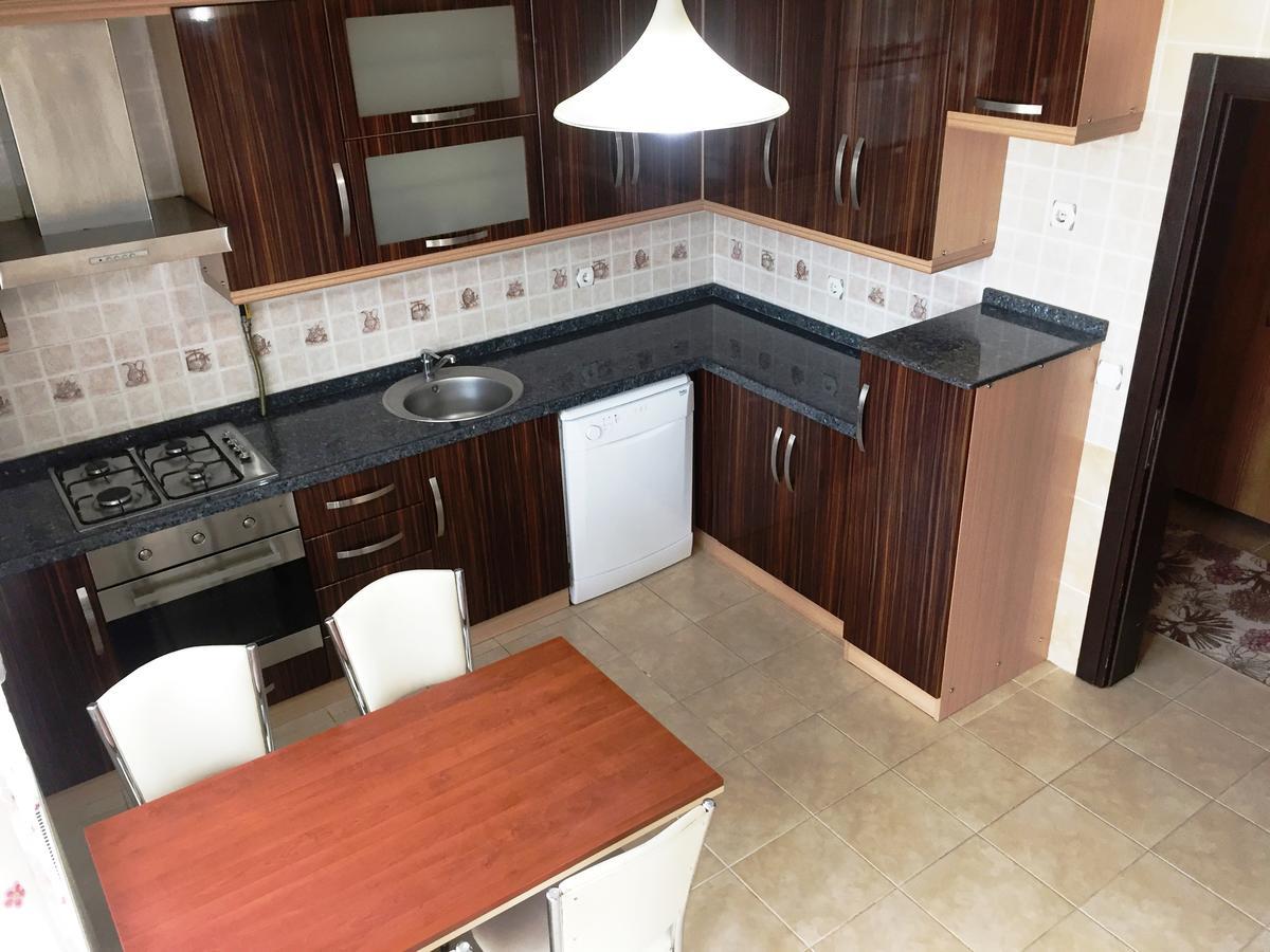 The Twins Apartmens Aparthotel ทรับซอน ภายนอก รูปภาพ
