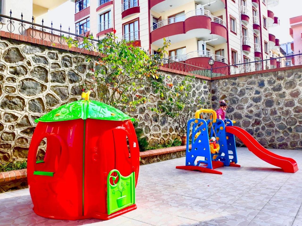 The Twins Apartmens Aparthotel ทรับซอน ภายนอก รูปภาพ