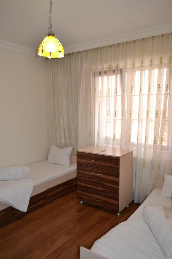 The Twins Apartmens Aparthotel ทรับซอน ภายนอก รูปภาพ